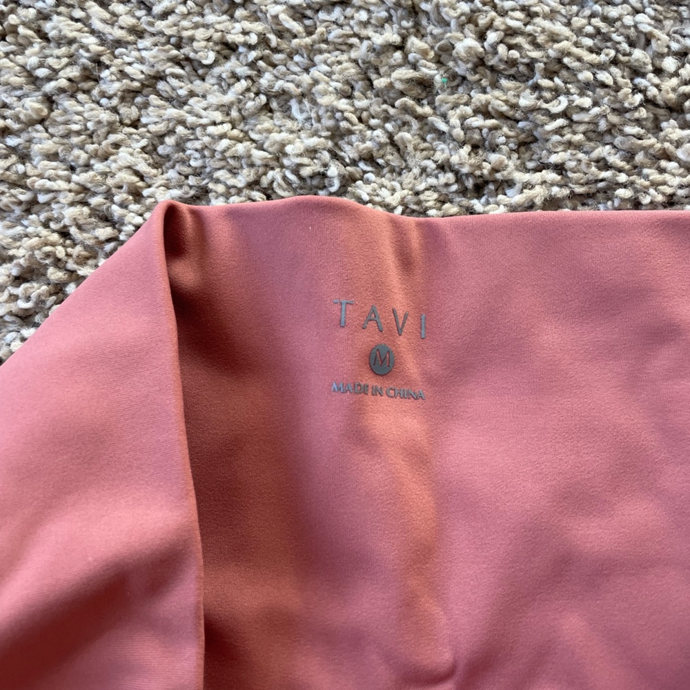REVOLVE High-Waist Leggings in Dusty Rose & Burnt Orange - Picture 5 of 7